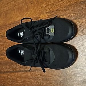 Men's 10 wide memory foam shoes